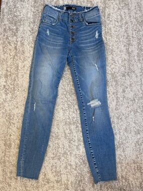 Kut from the Kloth Blue High-Rise Distressed Ankle Jeans